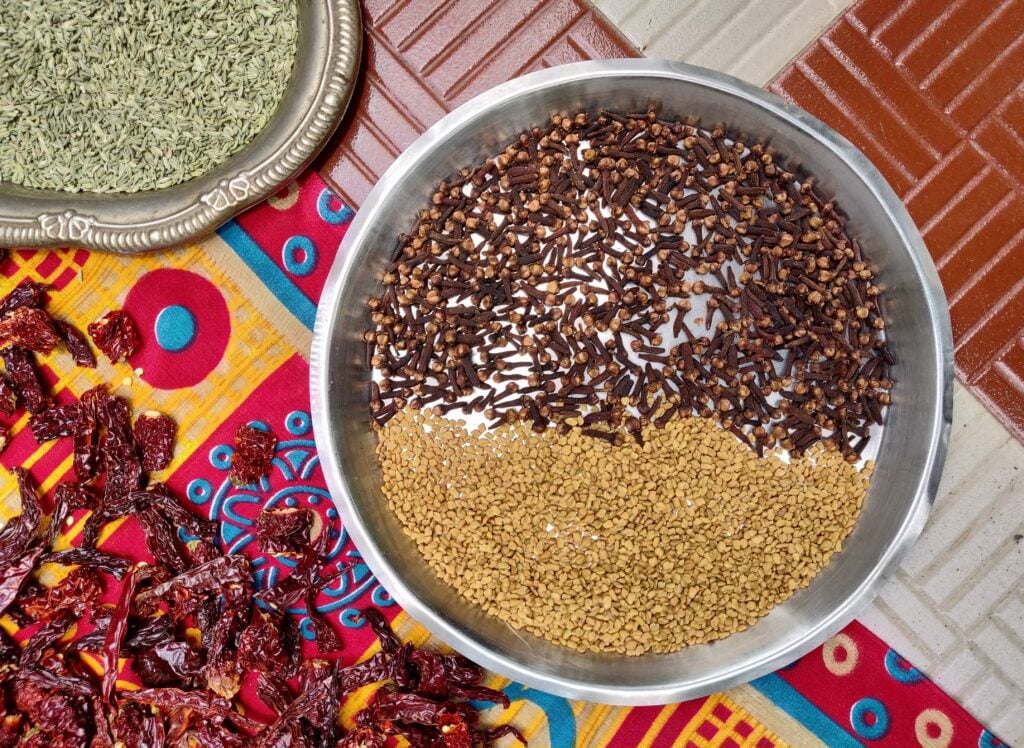 drying fenugreek seeds